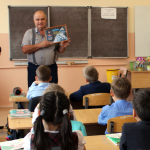 Азнакаево: классный час о космосе и радиолюбительстве