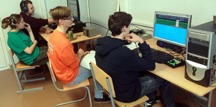 Дни активности, посвящённые 100-летию квантовой механики